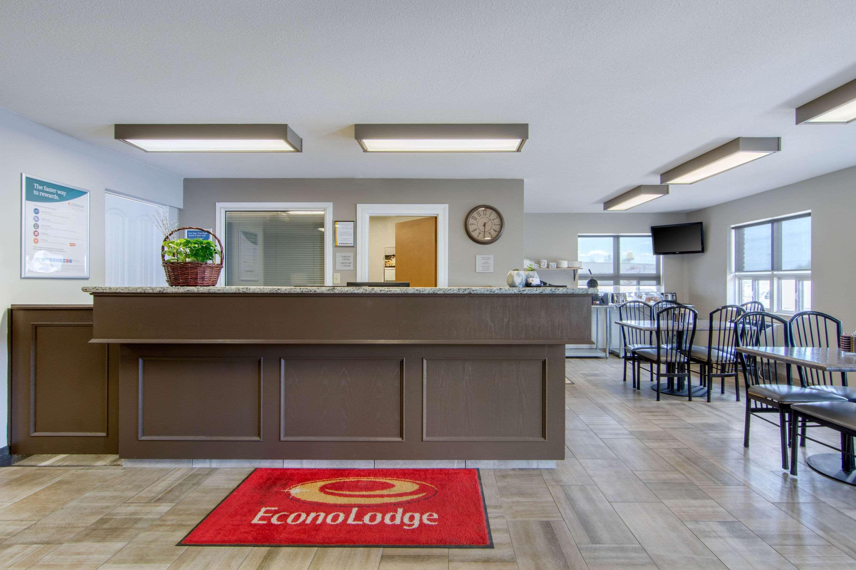 Econo Lodge Regina Esterno foto