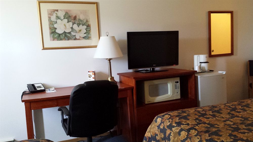 Econo Lodge Regina Esterno foto